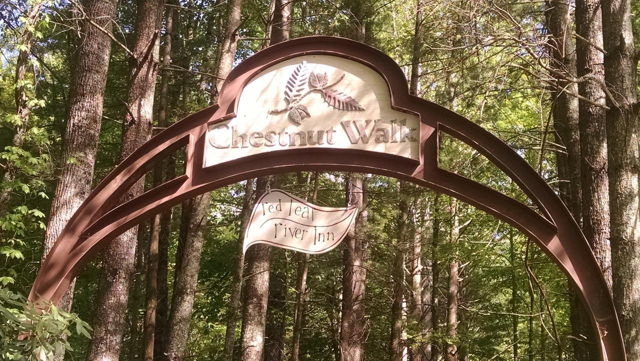 Red Leaf River Inn Уэйнсвилл Экстерьер фото