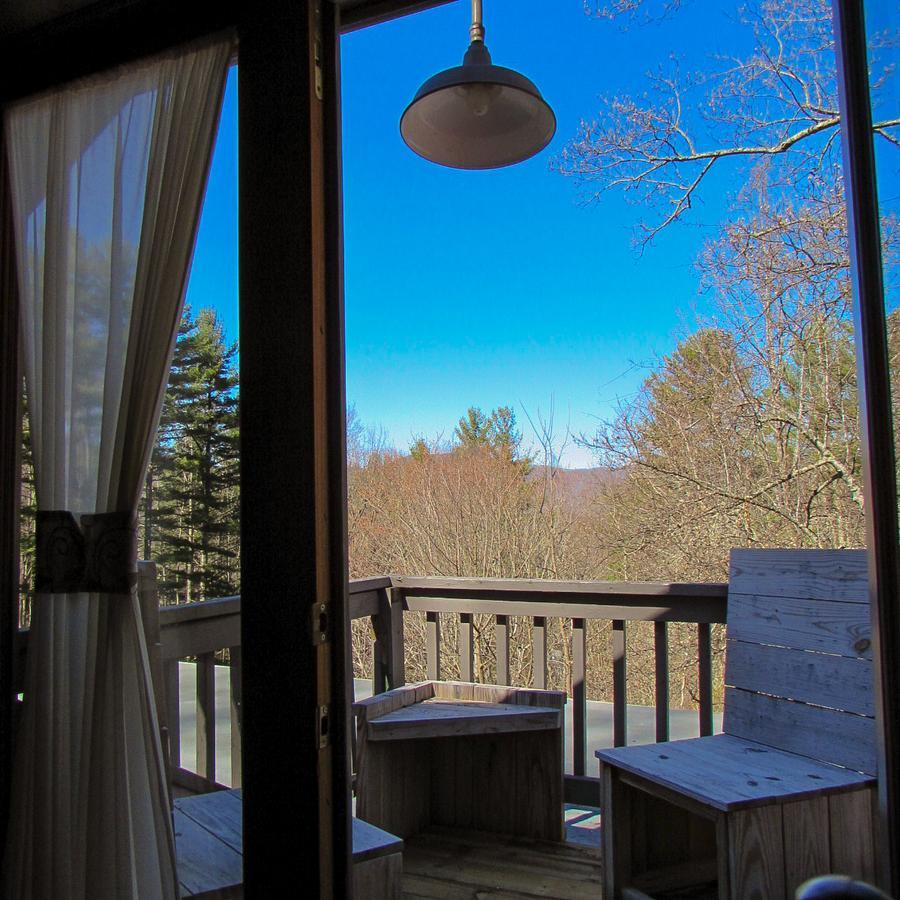 Red Leaf River Inn Уэйнсвилл Экстерьер фото