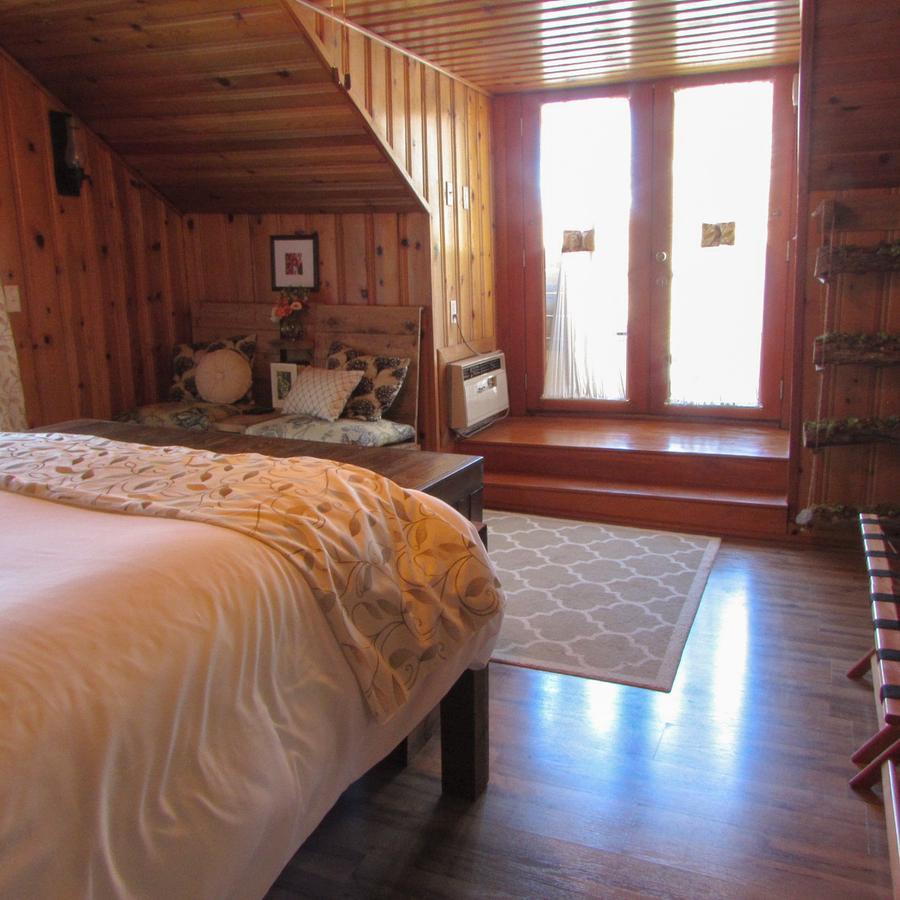 Red Leaf River Inn Уэйнсвилл Экстерьер фото