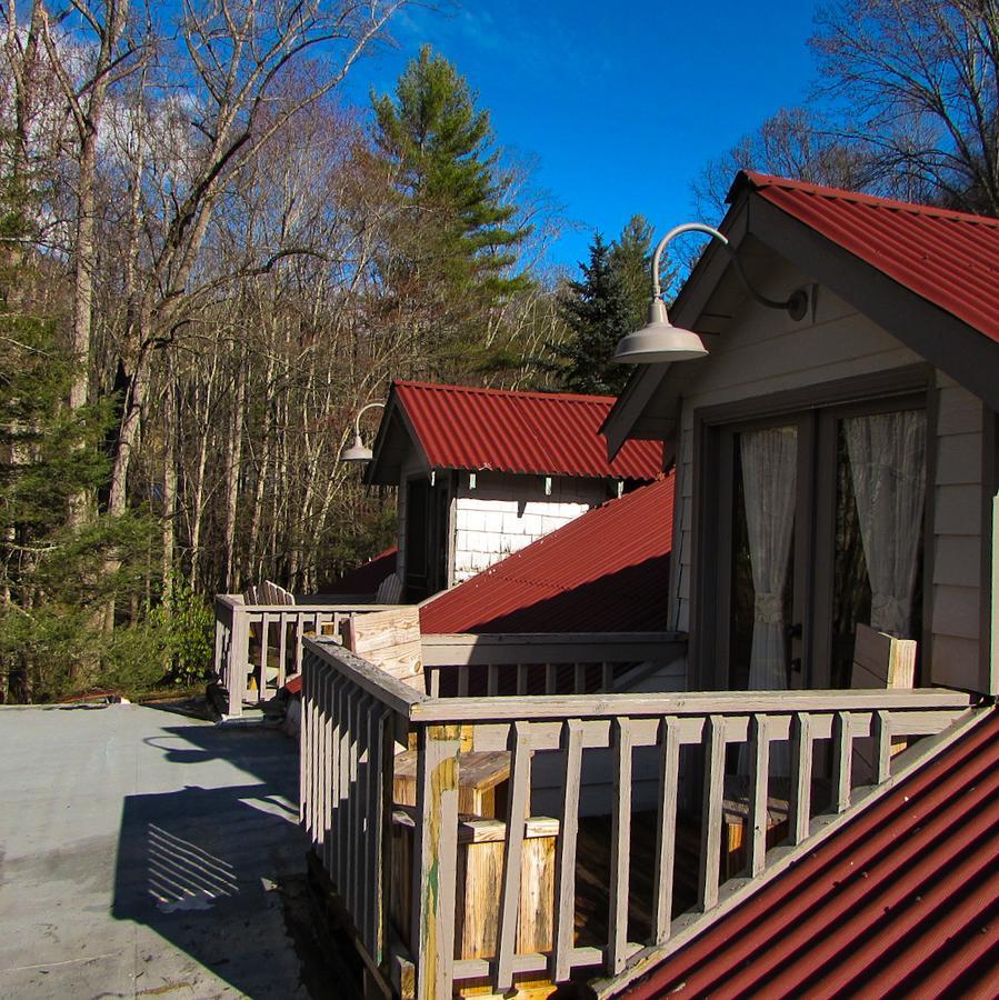 Red Leaf River Inn Уэйнсвилл Экстерьер фото